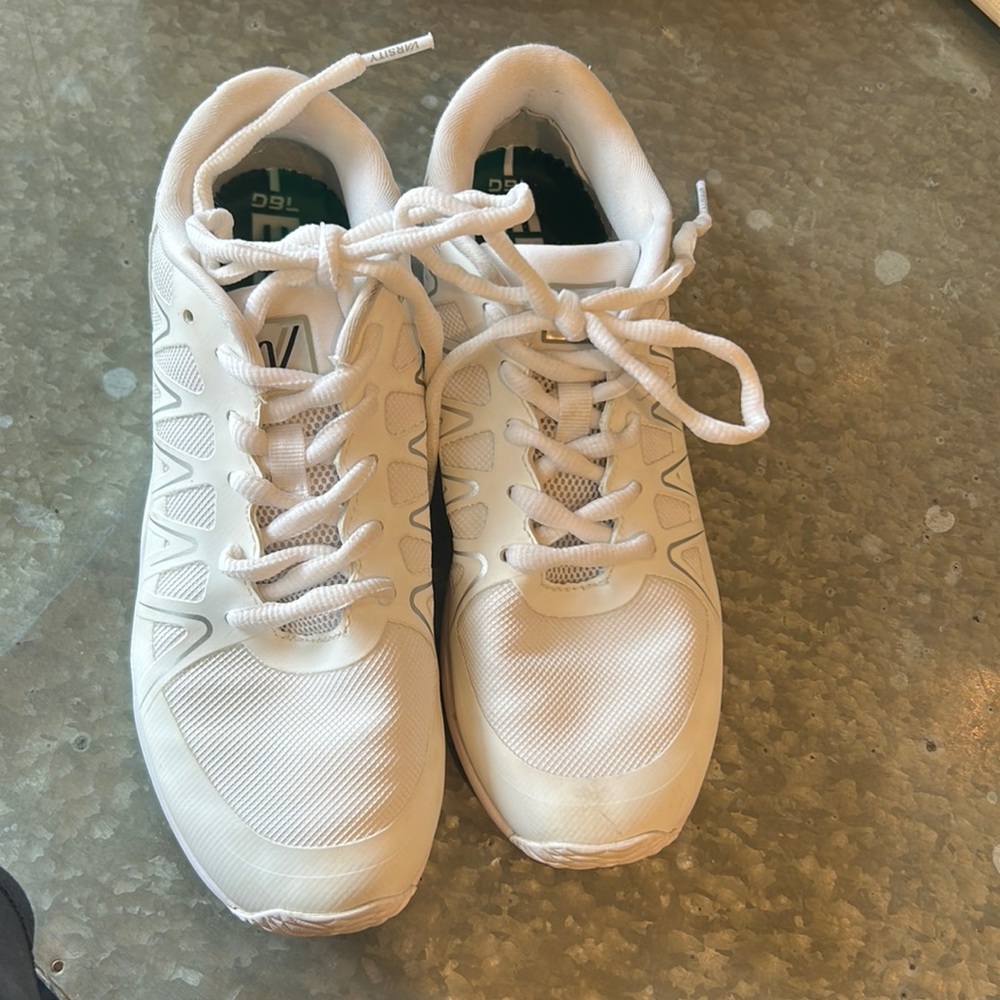 Varsity Edge cheer shoes